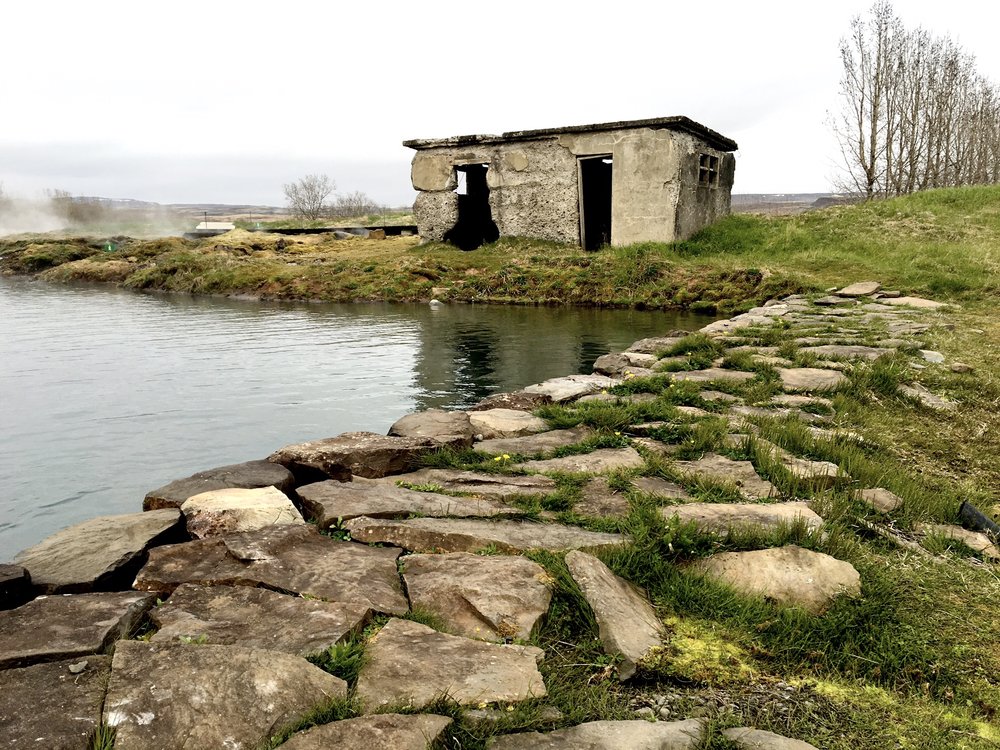 thE OLD POOL HOUSE AT GAMLA LAUGIN