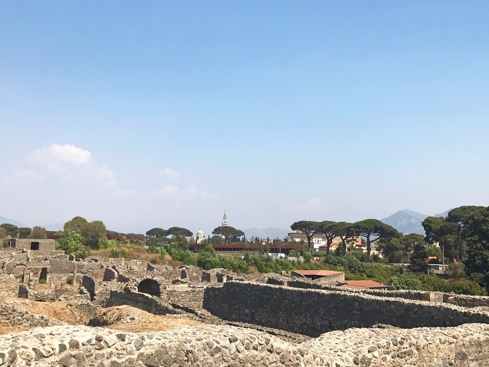 Pompeii-city-views.jpg