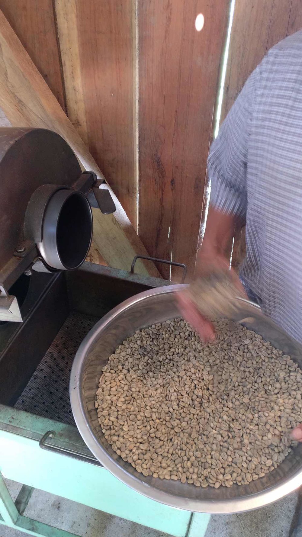 Roasting coffee in Pijao, Colombia