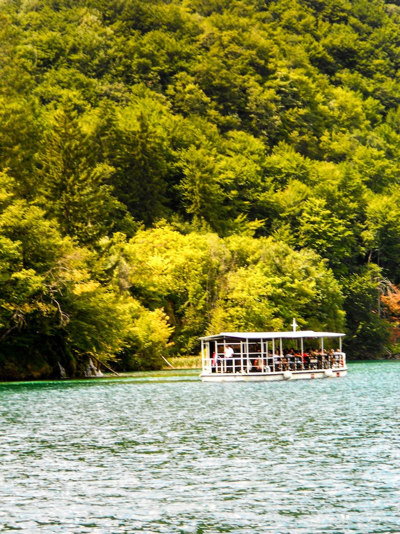 boat in Plitvice Lakes National Park