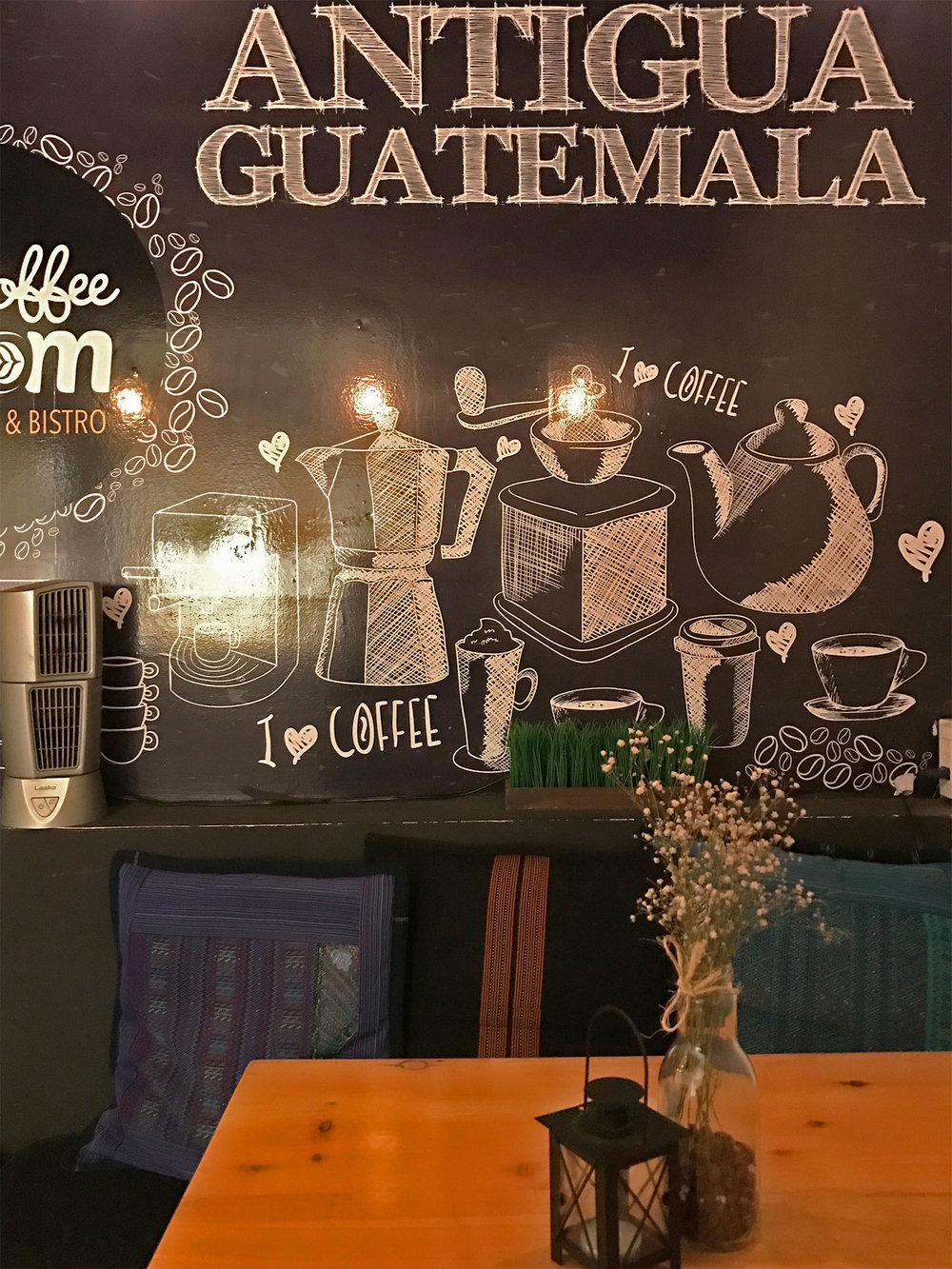Cafe Bloom Antigua Guatemala Cafe