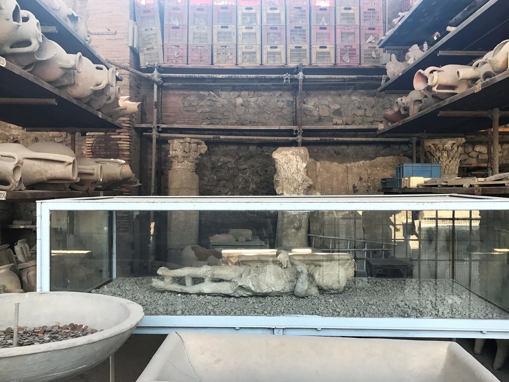 Child buried in Pompei