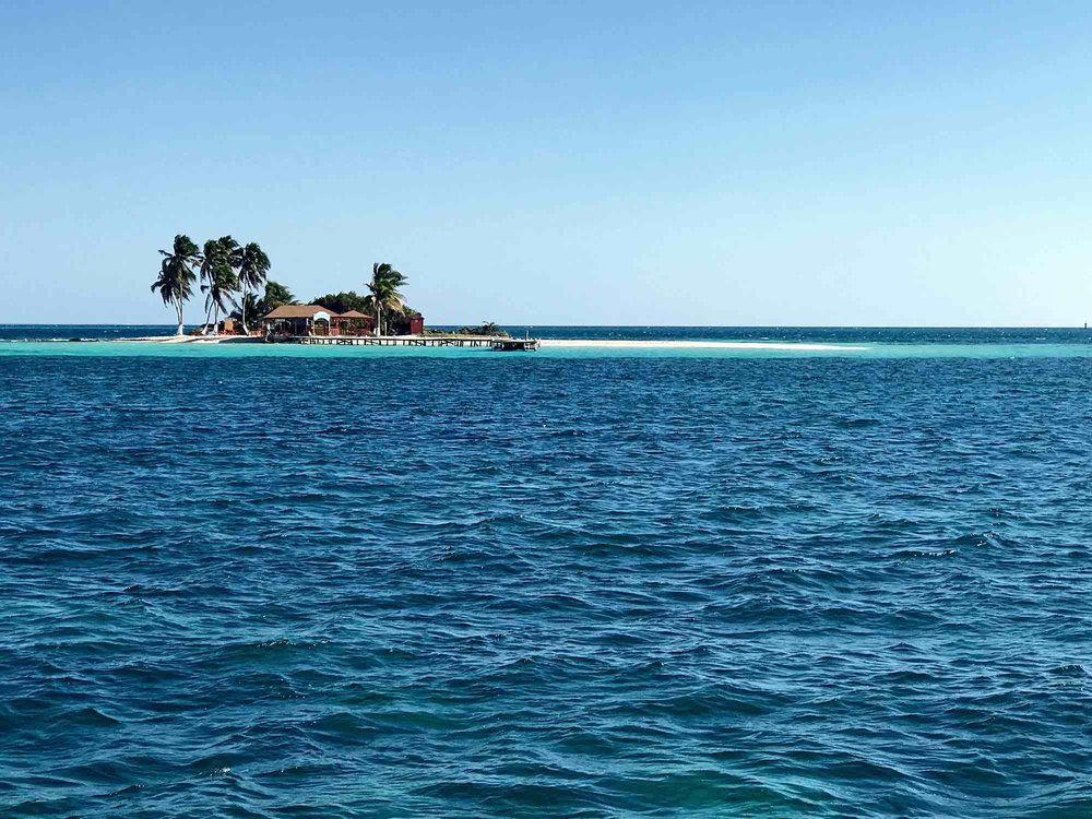 Goff's Caye | Sailing in Belize