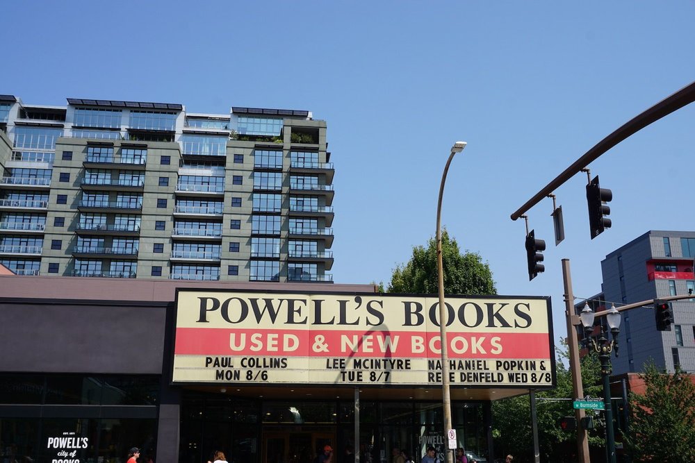 Powells Bookstory Portland Oregon